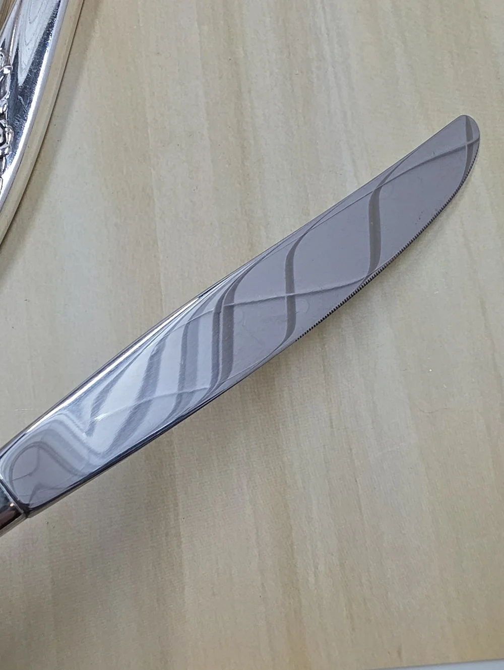 Oneida Rose Song Silverplate Dinner Knives Vintage Rogers Set Of 16